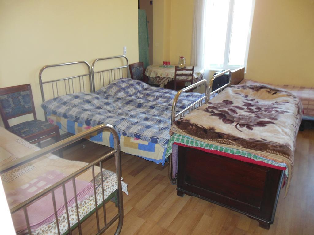 Medico And Suliko Guest House Kutaiszi Szoba fotó