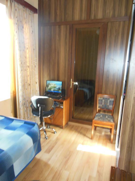 Medico And Suliko Guest House Kutaiszi Kültér fotó