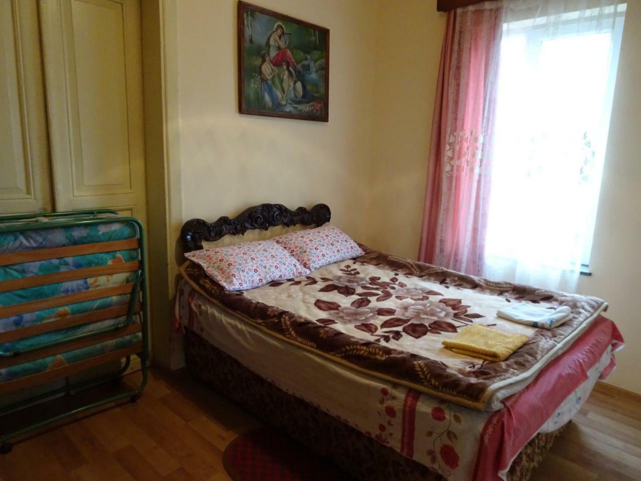 Medico And Suliko Guest House Kutaiszi Kültér fotó